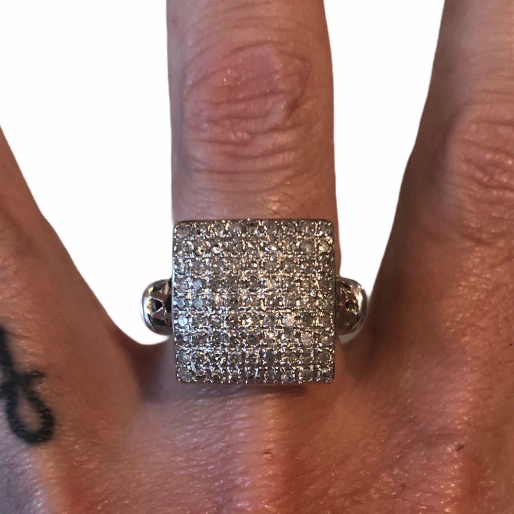 Diamond Ring - Picture 4 of 6